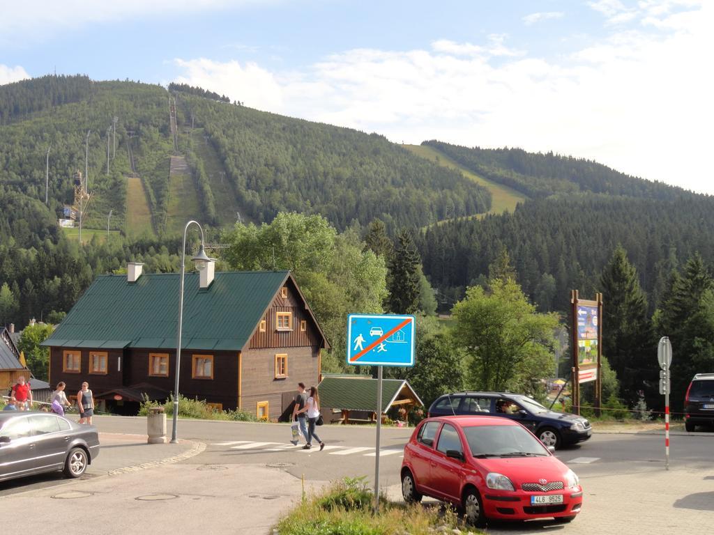 Ski-Bike Certovka Harrachov Bagian luar foto